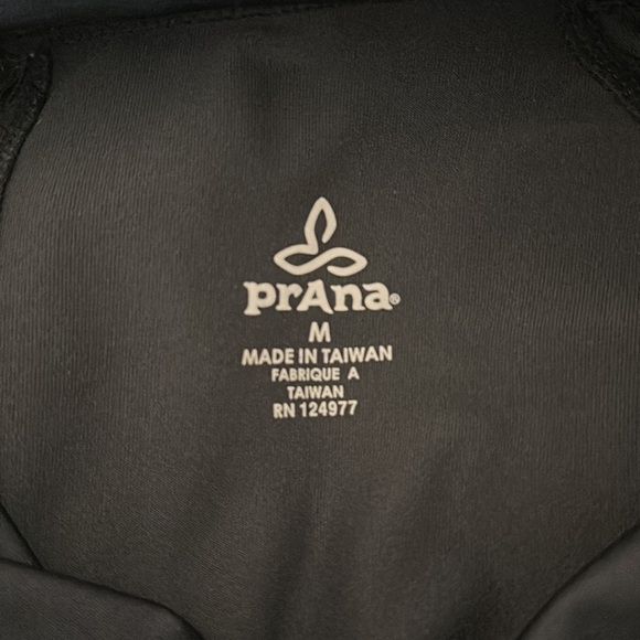 PRANA Cornelia Performance Pullover Top - Picture 6 of 8